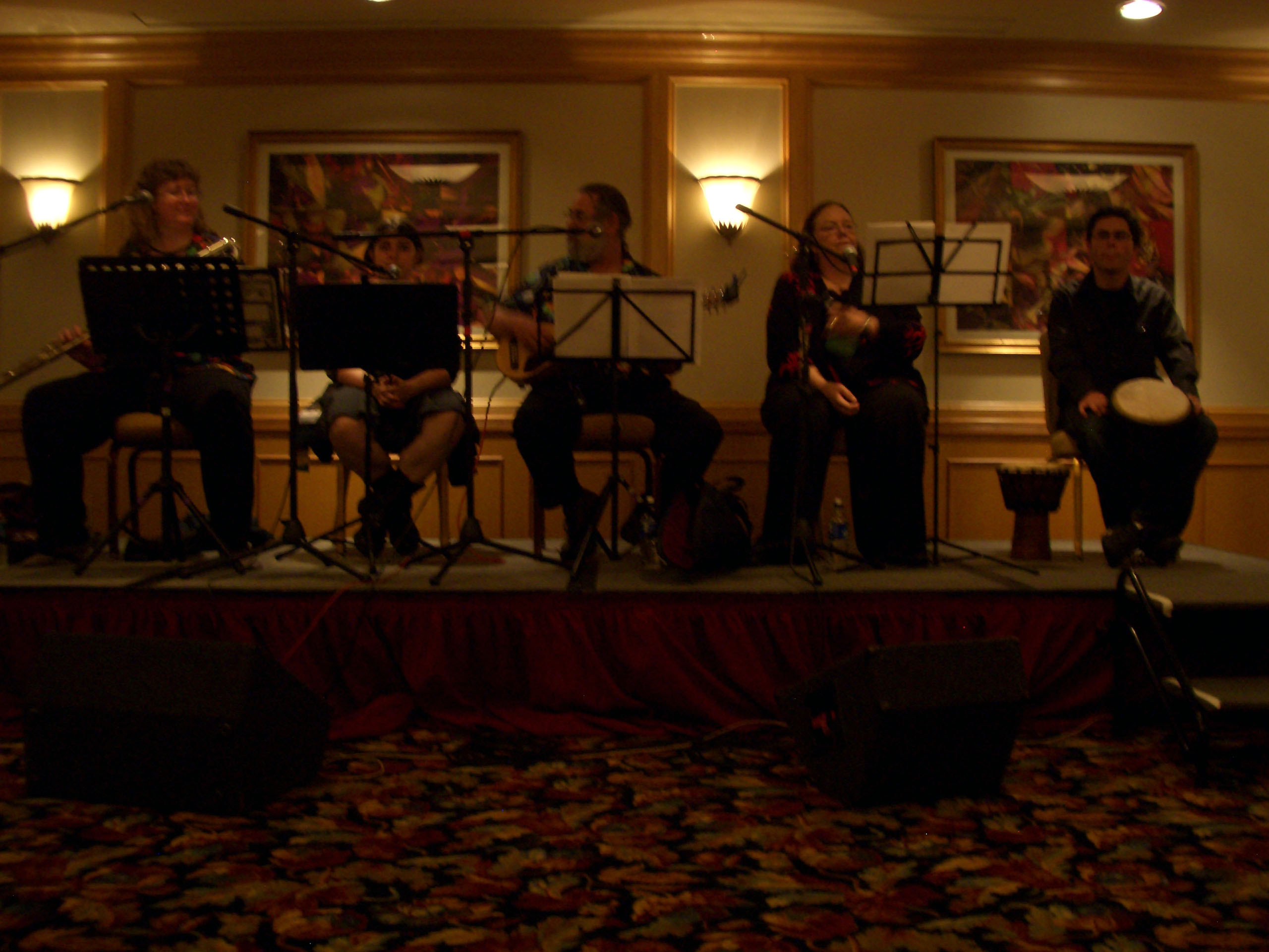 tres gique group shot